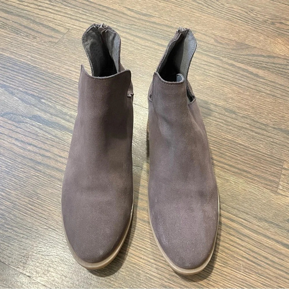 Steve Madden Laramie Suede Ankle Booties size 10 Back Zipper - Picture 2 of 11